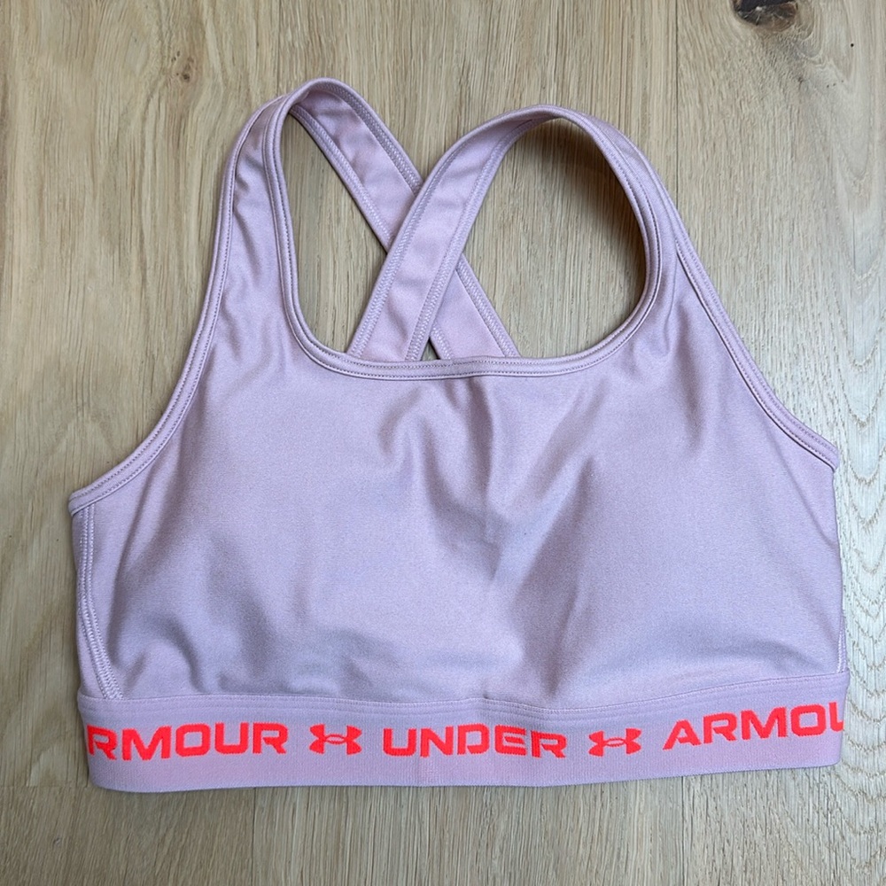 Under armour women’s size M sports bra